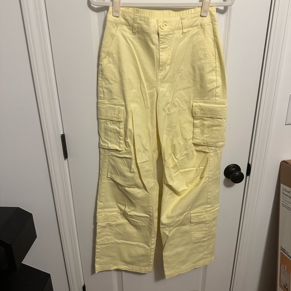 Wild Fable Butter Yellow Cargo Pants